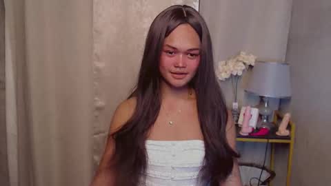 Snapshot of asiankianna chatting on November 21, 9:30 am Kianna online show from November 21, 9:30 am