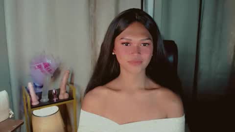 Snapshot of asiankianna chatting on April 23, 12:29 pm Kianna online show from April 23, 12:29 pm