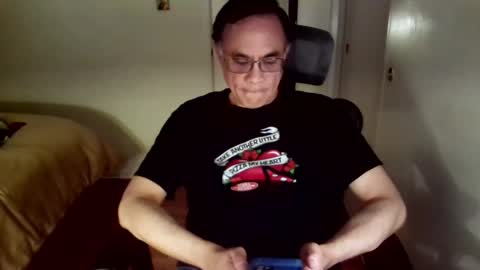 Snapshot of asianmixedman chatting on March 7, 10:43 pm Asian Mixed Man online show from March 7, 10:43 pm