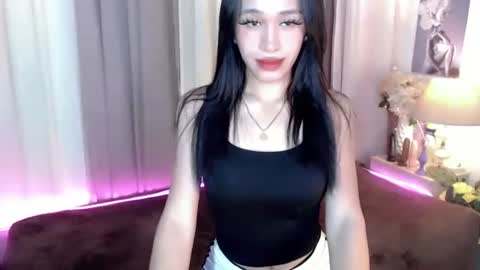 Snapshot of asianpetite_ivy chatting on September 28, 3:45 am asianpetite_ivy online show from September 28, 3:45 am
