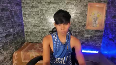 Snapshot of asianplayboyx chatting on May 5, 10:07 pm mark online show from May 5, 10:07 pm