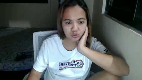 asianprettymay online show from October 13, 1:55 pm
