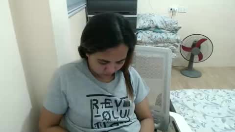 asianprettymay online show from March 17, 2:20 pm