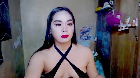 Snapshot of asiansofhia chatting on November 2, 1:24 pm Sofhia online show from November 2, 1:24 pm