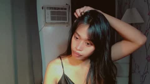 kisses online show from March 1, 6:10 pm