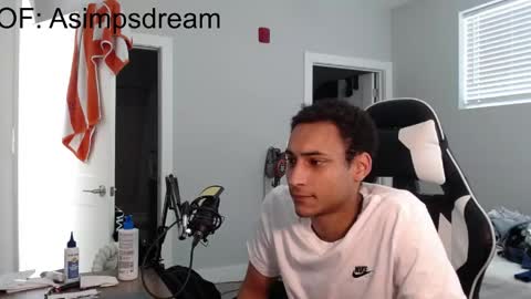 asimpsdream online show from May 10, 2:44 pm