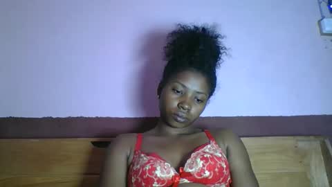 Snapshot of asmiraa chatting on April 29, 5:52 pm asmiraa online show from April 29, 5:52 pm