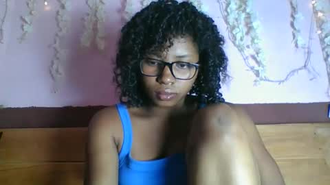 Snapshot of asmiraa chatting on May 4, 4:03 pm asmiraa online show from May 4, 4:03 pm