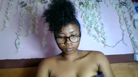 Snapshot of asmiraa chatting on May 25, 4:02 pm asmiraa online show from May 25, 4:02 pm
