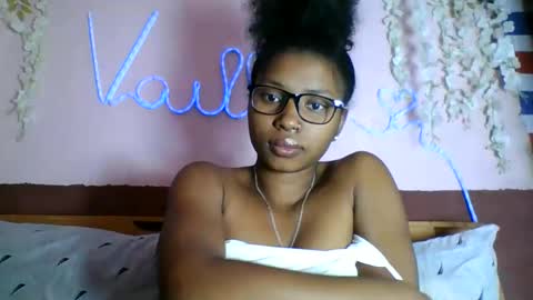 Snapshot of asmiraa chatting on June 7, 5:38 pm asmiraa online show from June 7, 5:38 pm