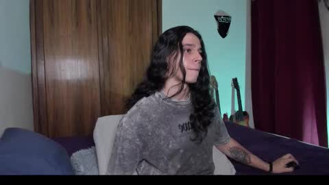 asmodeuszz online show from October 16, 4:02 am