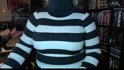 Aspen Vale online show from December 9, 10:30 pm