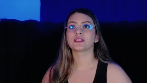   online show from February 1, 8:29 pm