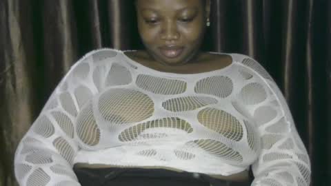 Snapshot of ass_playbuttom chatting on July 19, 8:40 am assplaybuttom online show from July 19, 8:40 am