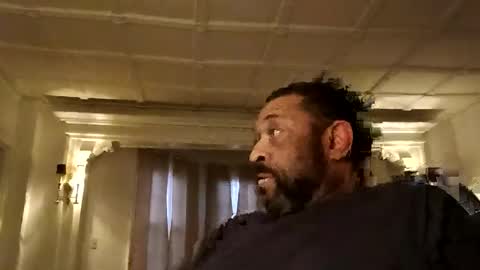 Snapshot of assetr69aldy chatting on April 4, 10:24 am assetr69aldy online show from April 4, 10:24 am