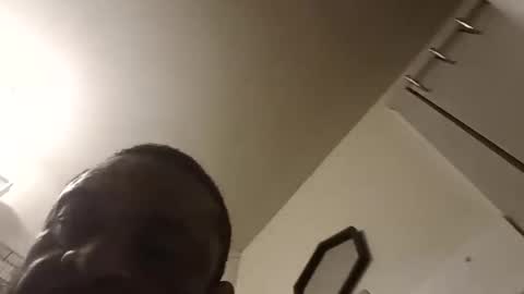 Snapshot of assetr69aldy chatting on April 7, 3:18 am assetr69aldy online show from April 7, 3:18 am