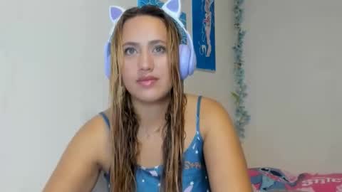 Snapshot of asshly_20 chatting on October 10, 7:46 pm Ashly online show from October 10, 7:46 pm