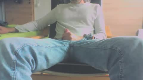 Snapshot of asslove851 chatting on May 19, 3:18 pm Chriss online show from May 19, 3:18 pm