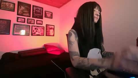 Snapshot of astarte4 chatting on November 2, 1:35 pm Sof online show from November 2, 1:35 pm