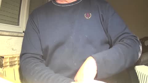 Snapshot of astelover chatting on January 4, 7:13 pm astelover online show from January 4, 7:13 pm