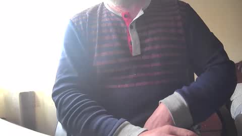 Snapshot of astelover chatting on February 9, 1:35 pm astelover online show from February 9, 1:35 pm