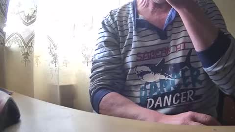 astelover online show from March 15, 1:28 pm