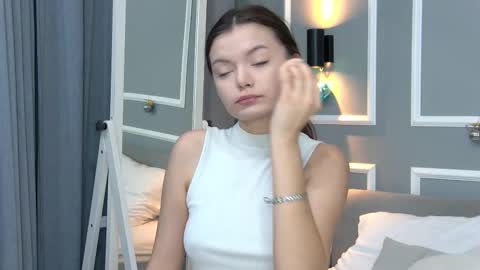 Aster Quinn online show from January 14, 3:39 pm