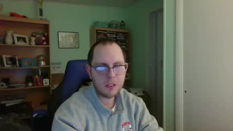 Andrew or Smiley Read the message in bold above the bio design for info on the situation. online show from February 3, 1:48 am