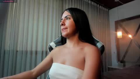Snapshot of astra_glow chatting on April 7, 11:54 am Astra Glows Cam online show from April 7, 11:54 am
