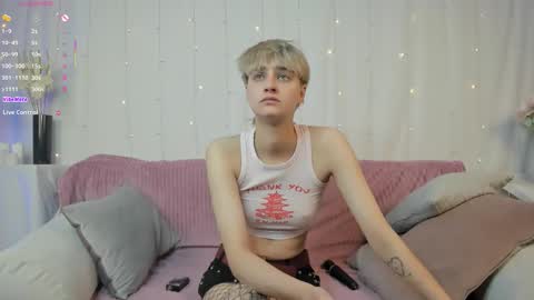 Snapshot of astrellia chatting on October 11, 7:12 pm Diana online show from October 11, 7:12 pm