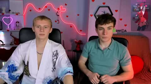 Snapshot of astren_villo chatting on April 25, 9:12 am astren online show from April 25, 9:12 am
