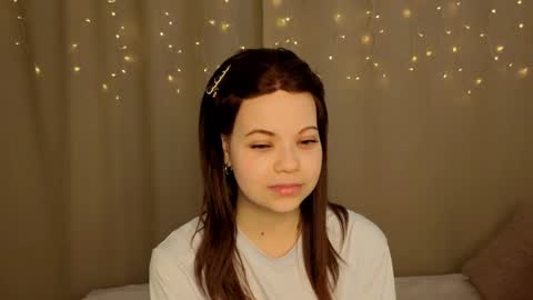 Snapshot of astridsteighner chatting on May 9, 8:14 pm Eve - Ambassador your emotions online show from May 9, 8:14 pm