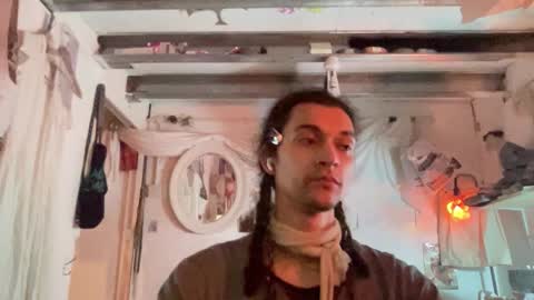 Snapshot of astrodoll chatting on February 9, 6:06 am Astro Doll online show from February 9, 6:06 am