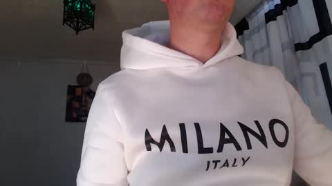 astroguava online show from March 7, 2:03 pm