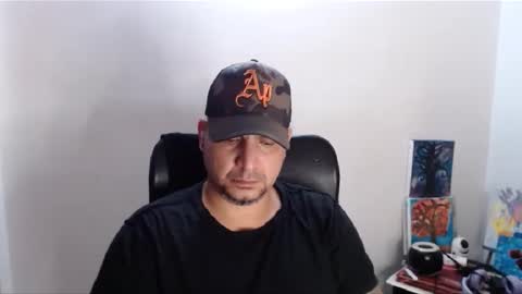 Snapshot of astton_nick chatting on December 14, 10:02 am Nick Astton online show from December 14, 10:02 am