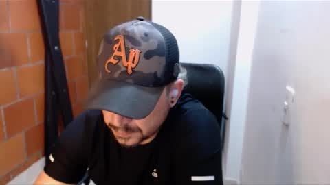Snapshot of astton_nick chatting on February 13, 8:27 am Nick Astton online show from February 13, 8:27 am