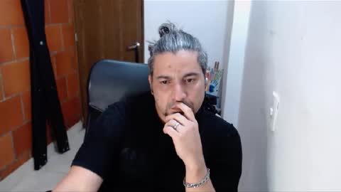 Snapshot of astton_nick chatting on March 7, 6:13 am Nick Astton online show from March 7, 6:13 am