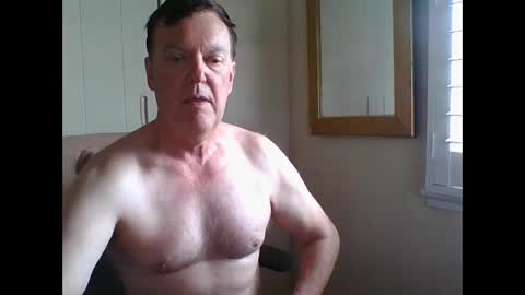 astute008 online show from February 24, 11:47 pm