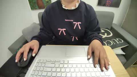 asuka_9x online show from February 1, 9:30 am