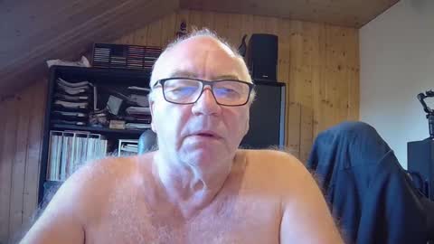 asusandy online show from September 29, 6:18 am