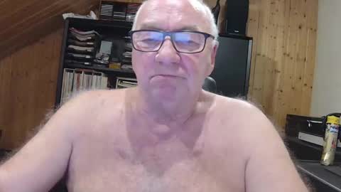 asusandy online show from February 23, 9:45 pm