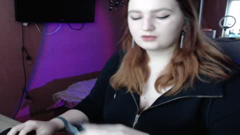 Snapshot of asya4u chatting on December 8, 9:02 am Asya online show from December 8, 9:02 am