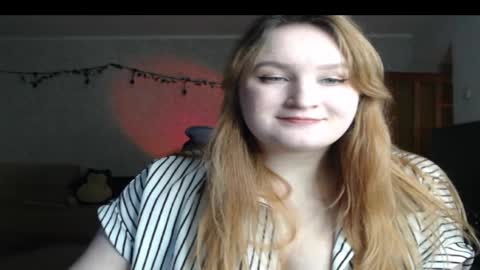 Snapshot of asya4u chatting on November 27, 11:18 pm Asya online show from November 27, 11:18 pm