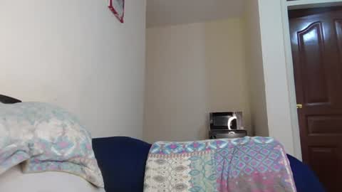 Snapshot of atara_seren chatting on June 12, 12:59 pm atara_seren online show from June 12, 12:59 pm