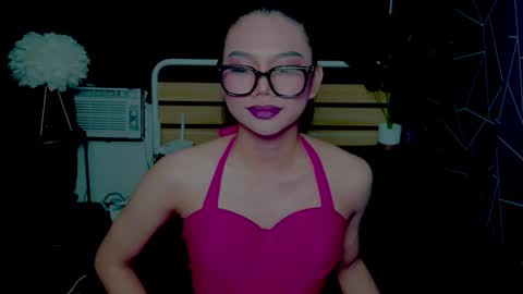 atashakendall online show from November 27, 9:55 am