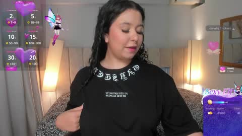 Snapshot of atena_cuteee chatting on December 21, 2:19 am sofia online show from December 21, 2:19 am