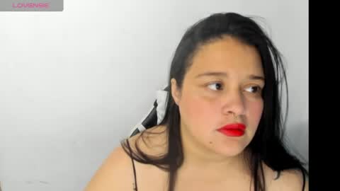 Snapshot of atenea_19_ chatting on May 22, 2:40 am atenea_19_ online show from May 22, 2:40 am