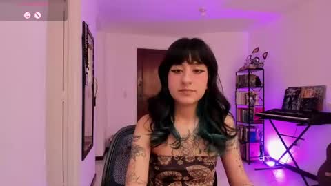 Snapshot of atenea_dragon__ chatting on July 11, 7:38 pm Atenea online show from July 11, 7:38 pm