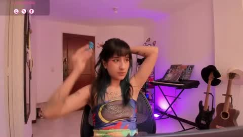 Snapshot of atenea_dragon__ chatting on July 27, 8:38 pm Atenea online show from July 27, 8:38 pm