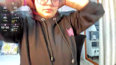 Atennea Diiossa online show from November 18, 11:36 am